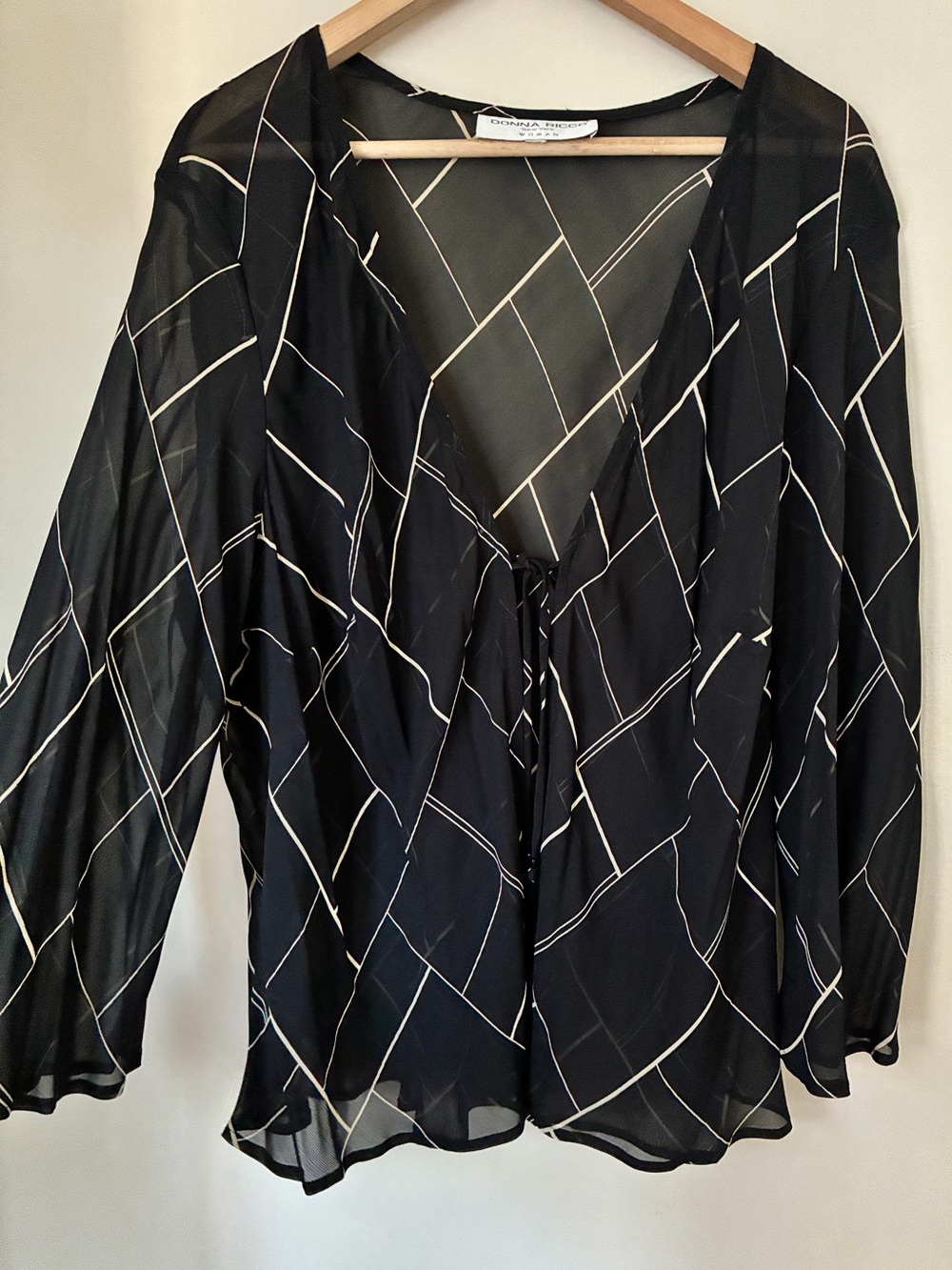 Donna Ricco Y2K Grunge Woman Black Geometric Sheer Tie Front Blouse Top